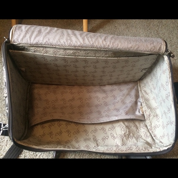 DVF OVERNIGHT/WEEKENDER TRAVEL BAG. - Picture 6 of 8